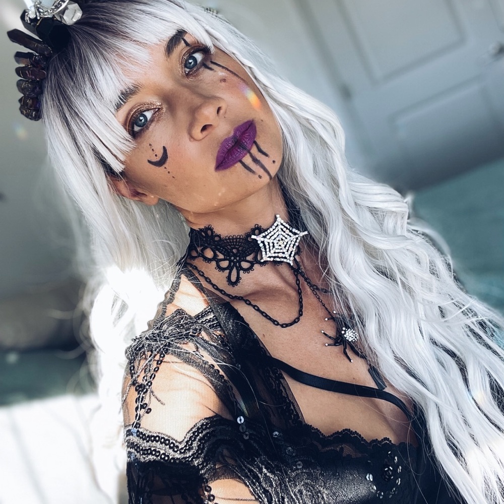 Ombre Wavy Wig with Bangs